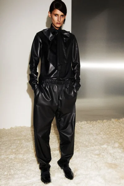 Look 3